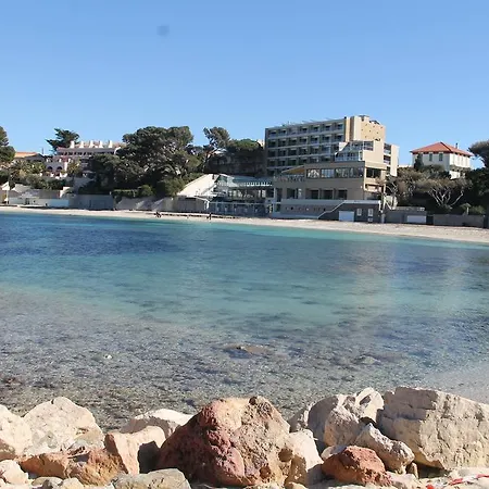 Beau T2 En Centre Ville Avec Parking Prive Bandol Buitenkant foto
