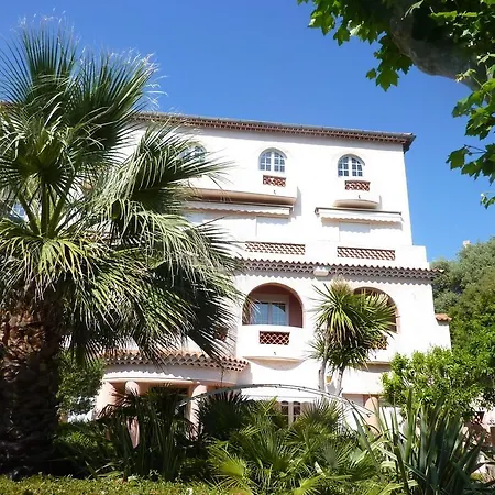 Beau T2 En Centre Ville Avec Parking Prive Bandol Buitenkant foto