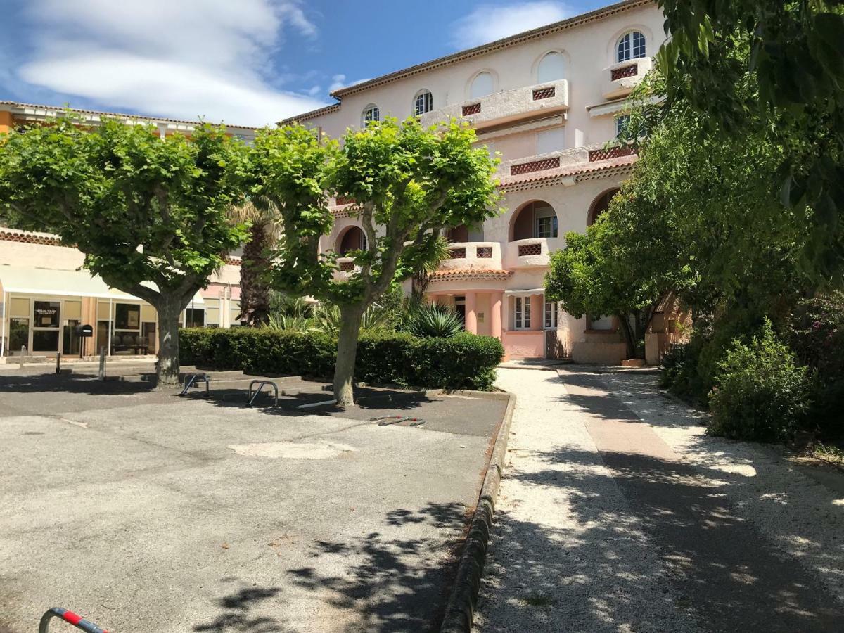 Apartment Beau T2 En Centre Avec Parking Prive
