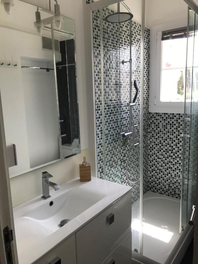 Beau T2 En Centre Avec Parking Prive Apartment
